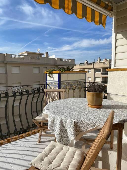 Cal Salmare Seafront Apartment With Rooftop Terrace And Pool カラフェル エクステリア 写真