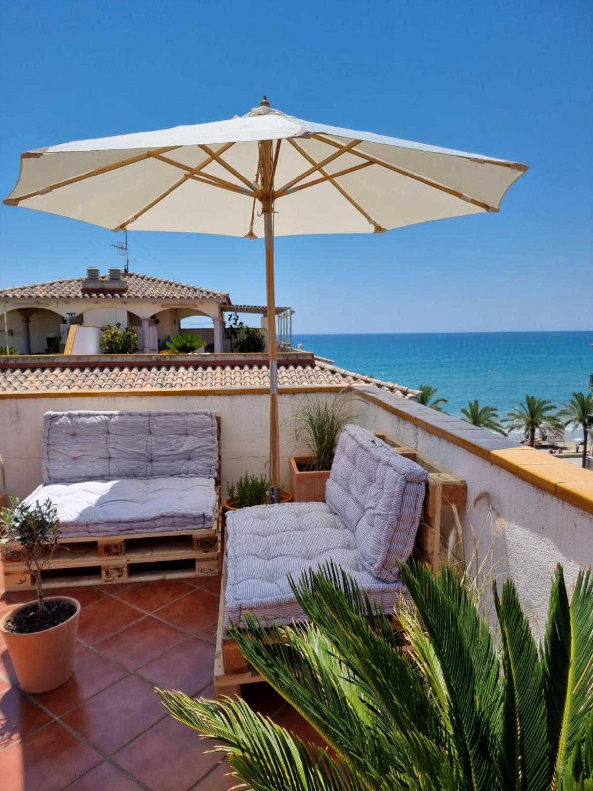 Cal Salmare Seafront Apartment With Rooftop Terrace And Pool カラフェル エクステリア 写真